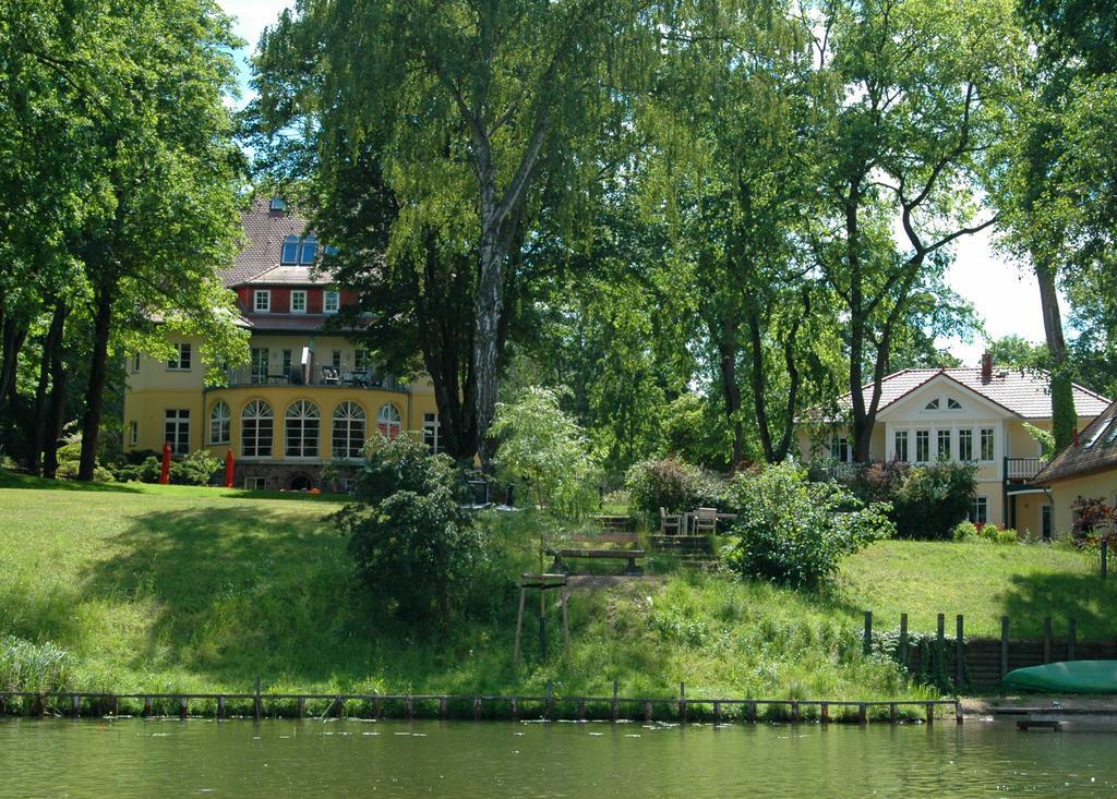 Landhaus Himmelpfort Am See Фюрстенберґ-Гафель Екстер'єр фото